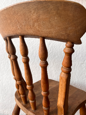 Set Of 5 X Traditional Farmhouse Kitchen Dining Chairs In Good Solid Condition