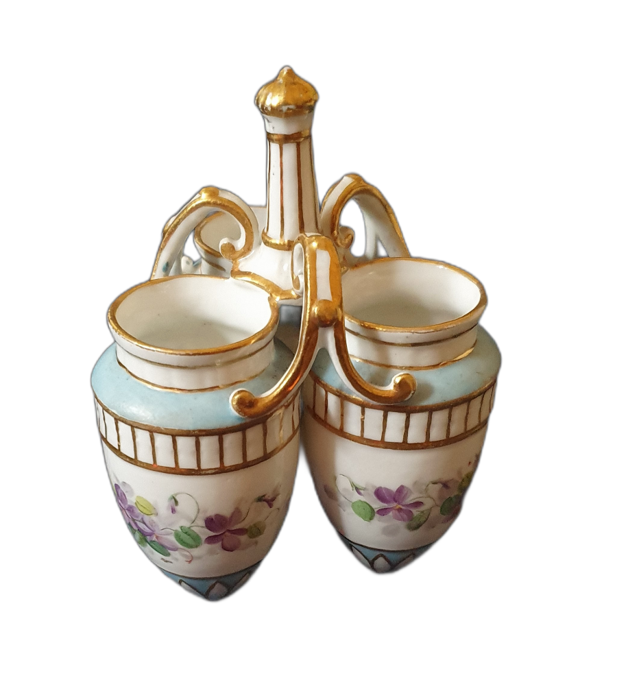 uploads/Small-Porcelain-Posy-Vases-11965ede203e4445aws.jpg