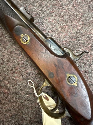 An excellently maintained and remarkably rare Whitworth rifled muzzle-loading carbine made by Thomas Turner of Birmingham, intended for use in the 1860s by Volunteer Yeomanry. 

Length: 104 cm.
Caliber: .451 (52 bore)

It sports a very clean bore, Whitworth rifling, strong action, and a blued barrel. There is a minor crack on the underside of the stock, but overall, it is in excellent condition.