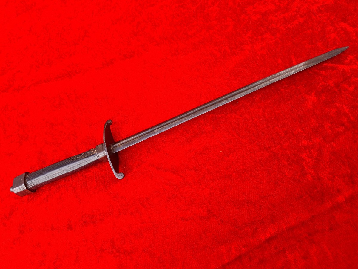 Explore our selection of unique 17th-century stilettos with boiled leather grips. Discover the historical charm of these rare finds. Shop now!