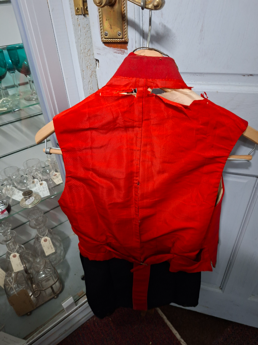 Discover our Victorian Medical Officer's Mess Dress Uniform collection. Pre-1902, in small size with silk wear detail. Explore now and indulge in vintage history!