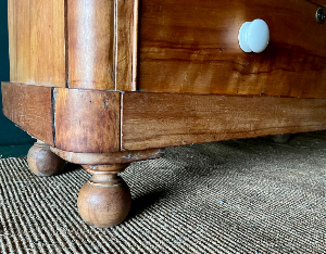 Victorian Solid Pine Antique Chest Of Drawers 2 Over 2 With White Ceramic Knobs