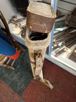 Discover our Vintage Canvas Gun Slip, 74 cm long with a comfy shoulder strap. Safeguard your firearm in style. Browse and order yours today!