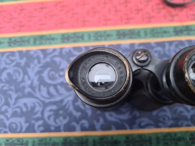 Explore our collection of authentic 1918 Bussey & Co Ltd War Department binoculars! With unique serial number 60904, in great condition. Buy now!