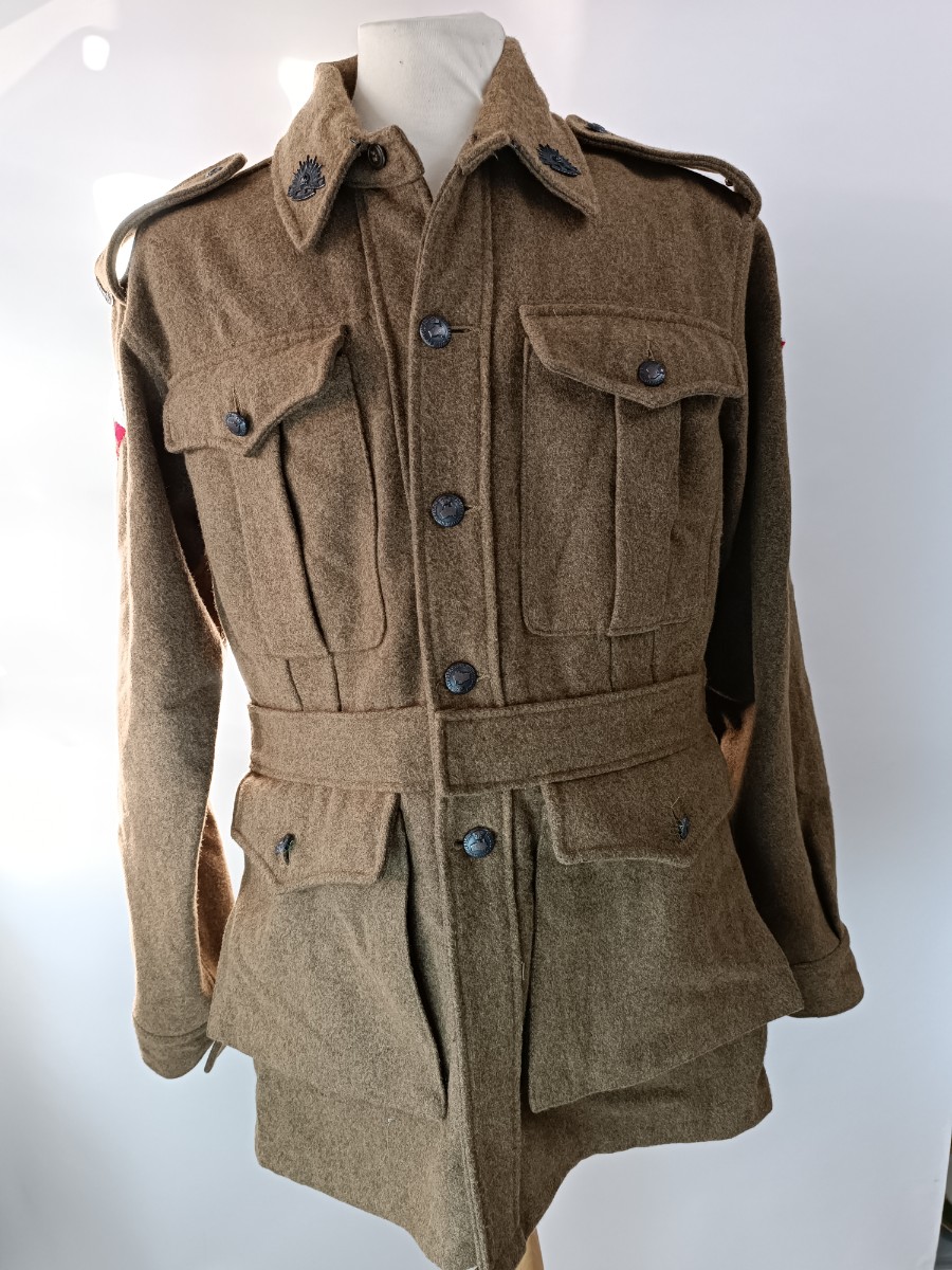 uploads/WW1-Reproduction-Uniform-164d7d0985c465aws.jpg
