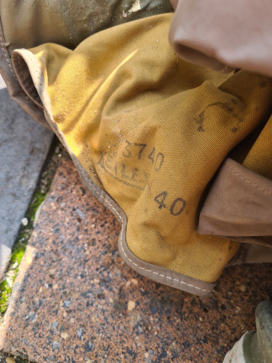 Explore our collection of vintage 1939 Benley baby gas masks in good condition. Discover the unique value, order today to own a historical piece.