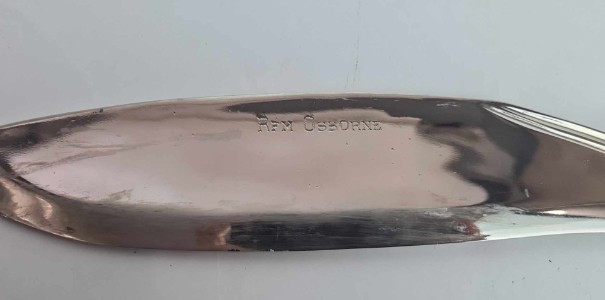 Discover our WW2 period bone hilted kukri, ideal for collectors. Admire its unique Newari carving and quality nickel plating. Named to Rifleman Osborne, it's in mint condition!