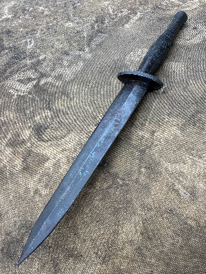 WW2 Second Pattern Fairbairn-Sykes - Blackened