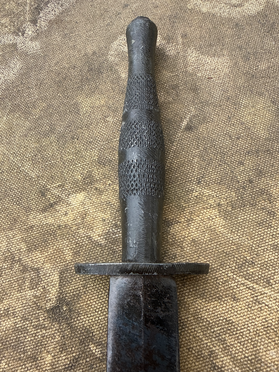 WW2 Second Pattern Fairbairn-Sykes - Blackened