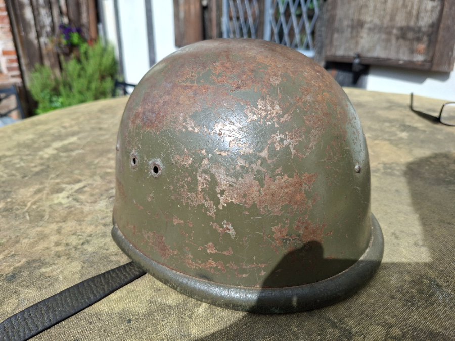 Explore our collection of vintage WZ. 63 Polish Paratroopers Helmets. See the 1963/65 edition with a unique brown leather cap. Shop now and own a piece of history!