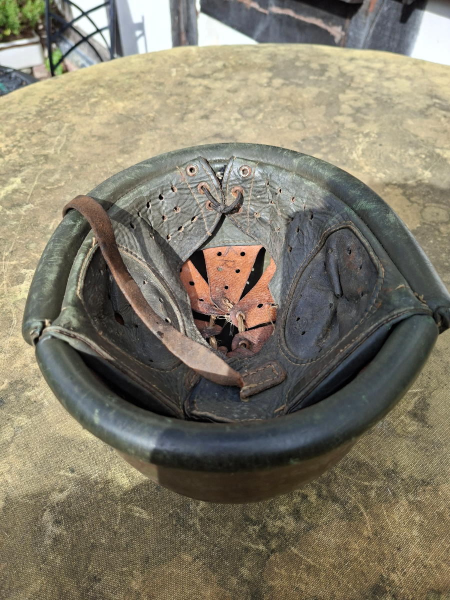 Explore our collection of vintage WZ. 63 Polish Paratroopers Helmets. See the 1963/65 edition with a unique brown leather cap. Shop now and own a piece of history!