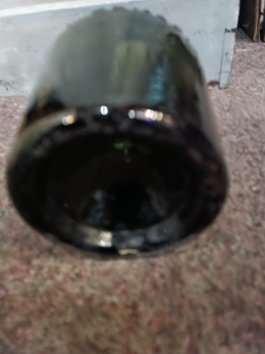 Discover our rare 1890-1910 French Benedictine glass bottle with a wax seal. At 27 cm tall it's a must for any collector. Shop now for antique treasures!