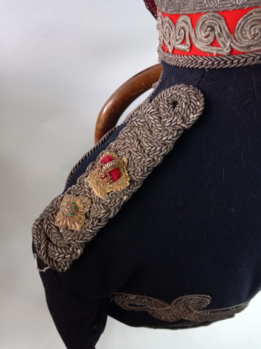 Explore our diverse collection of West Somerset Yeomanry Lieutenant Colonel items. Shop now to find tunics, busbies, tins, and more—all in great condition. Don't miss out!