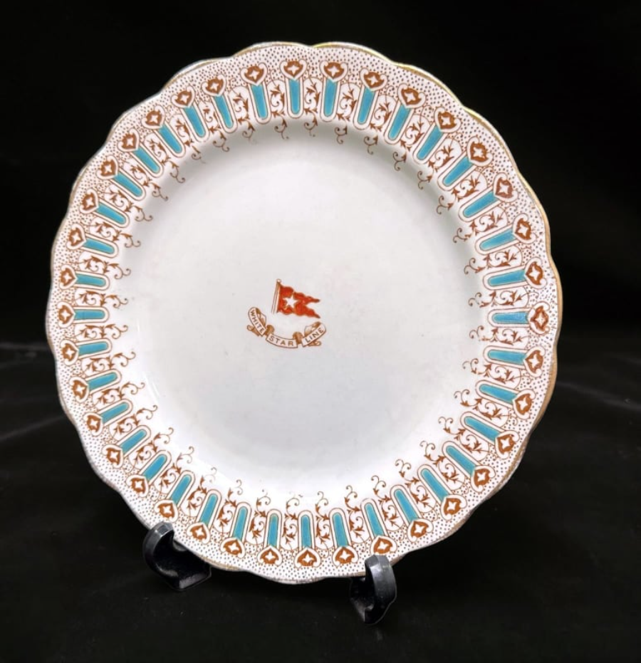'Wisteria' Pattern White Star Line Salad Plate