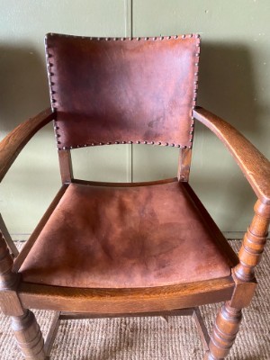 c.1910 Pair of Vintage Antique Leather and Oak Hall Elbow Chairs Desk Armchairs