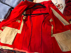 A very rare and lovely Victorian South Wales Borderers Staff Sergeants tunic, circa late 1890s, due to the additional SMLE/Lee Metford musketry badge. It retains the remains of its original paper label. No name.