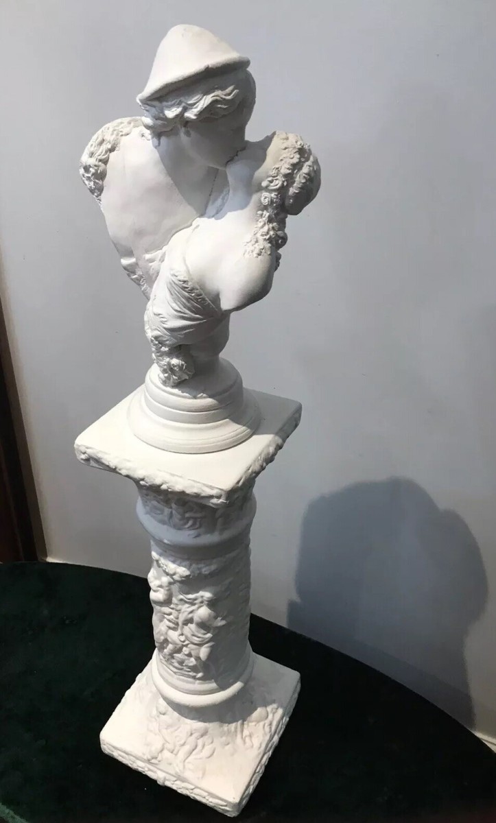 Fine Italian Sculpture ‘loves First Kiss’ On Ornate Plinth Signed By Artist
