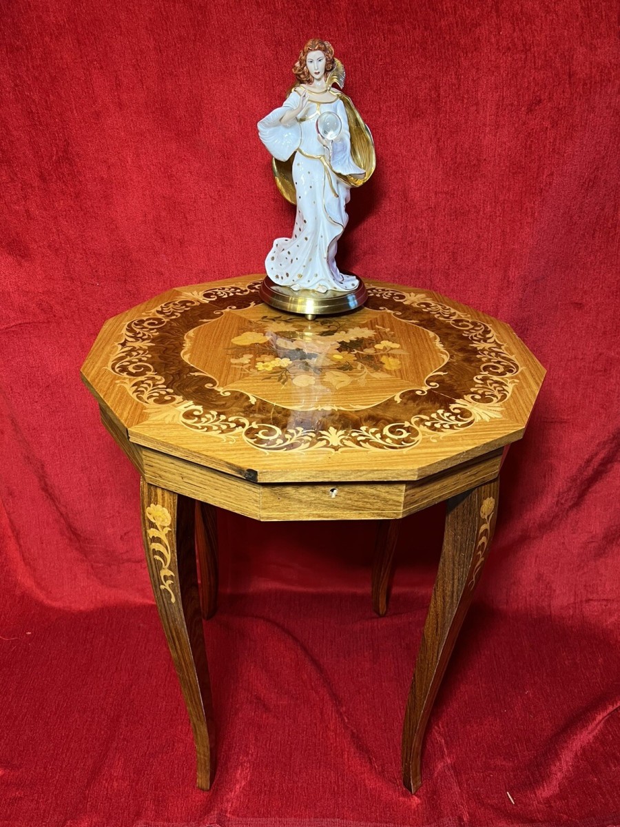 Italian Satinwood With Marquetry Floral Bouquet Inlaid Musical Table