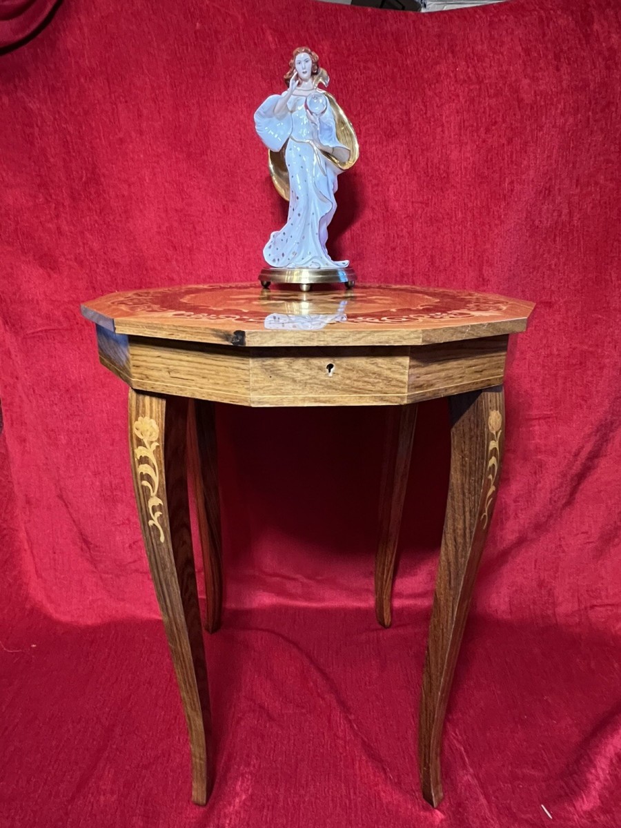 Italian Satinwood With Marquetry Floral Bouquet Inlaid Musical Table