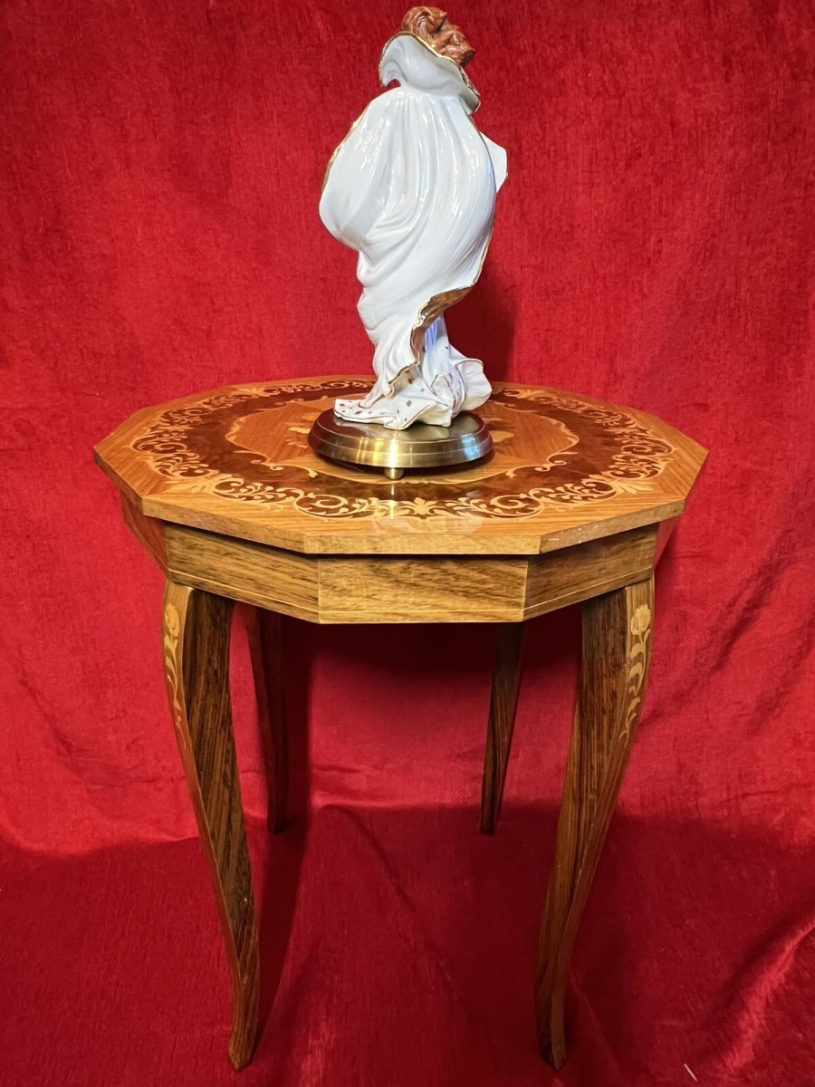 Italian Satinwood With Marquetry Floral Bouquet Inlaid Musical Table