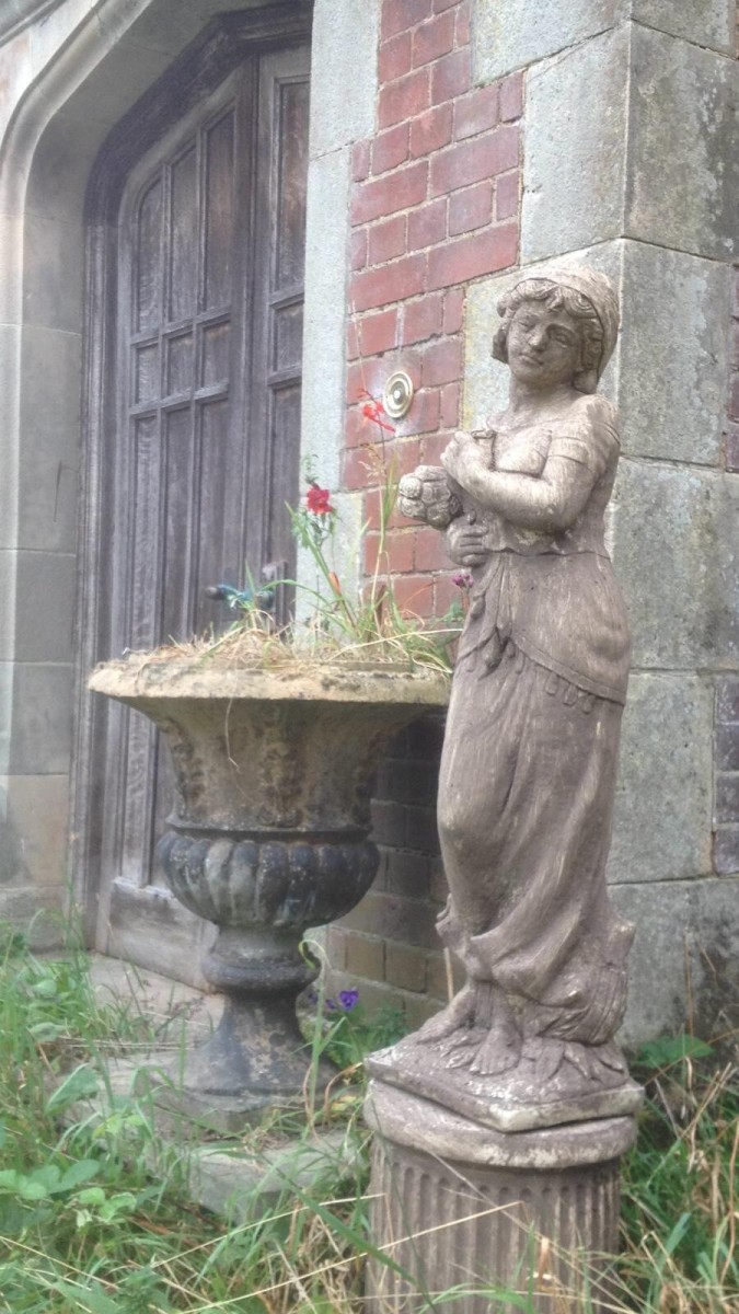 Primary image for Wheat Maiden Statue In The Regency Style Upon A Corinthian Plinth