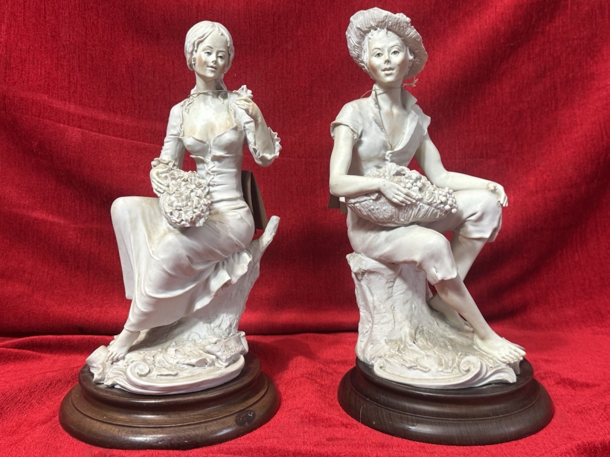 Primary image for Pair Male/female Capodimonte Style Figurines On Wood Plinths