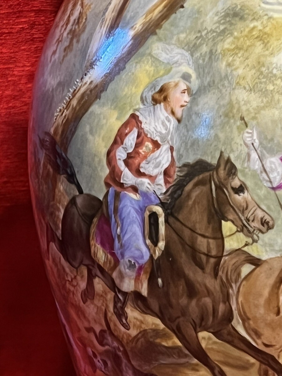 Large Begonia Shaped Centrepiece Vase Adorned With Caroline Period Artwork