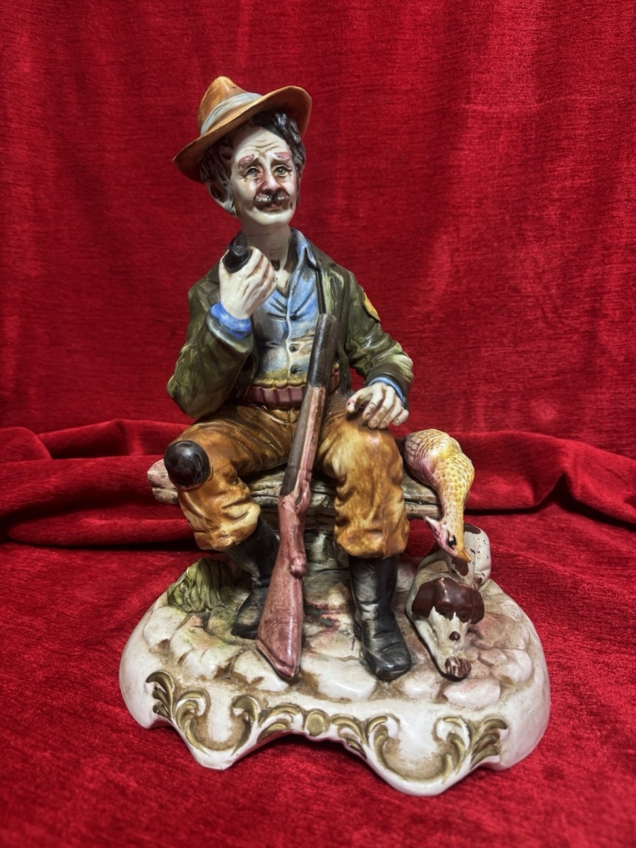 Primary image for The Gamekeeper Capodimonte Figurine Porcelain