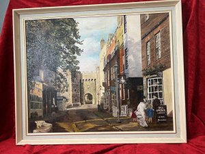 Mid Century Fine Art Cityscape Of York By Artist Jean Webster Circa - 20th Century Composition - Oil On Canvas Brief Artist History Jean M McCallum Webster. Married at Southwold in 1981 to John Tumbull (19 July 1922 - 22 November 1993) but continued to work under the name of Jean Webster. A landscape and portrait painter and a member and exhibitor at the Norfolk and Norwich Arts Circle 1965-1978 from Walberswick, Suffolk. A class tutor at adult painting classes in the late 1970's and 1980's, who worked in Walberswick and lived at Millcroft, Millfield Road, Southwold, Suffolk. Listing Description Large British School Architectural Street Scene of The City Of York, NorthYorkshire. Central Quaint Road Leads To Elaborate Castle Walled Arch In Distant Focus Brightly Lit By Sunny Glare. A Flurry Of Georgian Boutique Shops Line The Right Portion Of The Artwork, With Wrought Iron Street Lamps And Figures. Fine Quality Artwork On Canvas Painted By Accomplished Suffolk Artist Jean Webster And Dated 1973. Dimensions In Inches Height 27.5" X Width 33.5" For Further Information Please Call The Curator On 07707 488566 Thank-you.