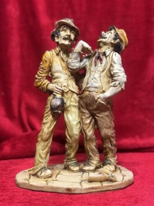 Drunk Friends Capodimonte Figurine Signed F Ingargiola Composition - Porcelain Listing Description Capodimonte Figurine In Art Deco Style, Depicting Two Gentlemen Indulging In Spirits And Friendship. Signed On Base F Ingargiola. Pristine Condition Dimensions In Cms Height 28cm X Width 19cm X Depth 14cm