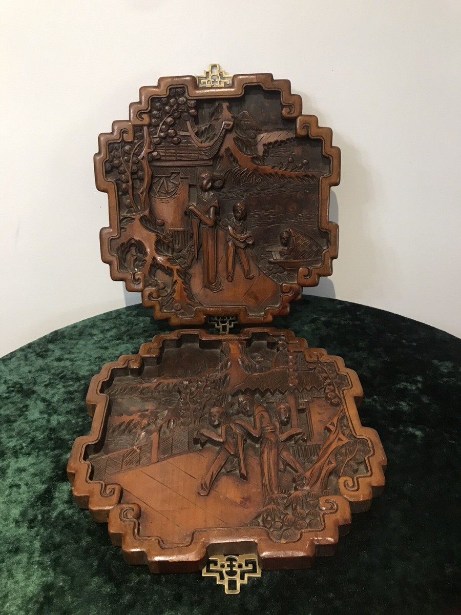 Fine Quality Pair Of Oriental Kang Si Style Hardwood Wall Plaques