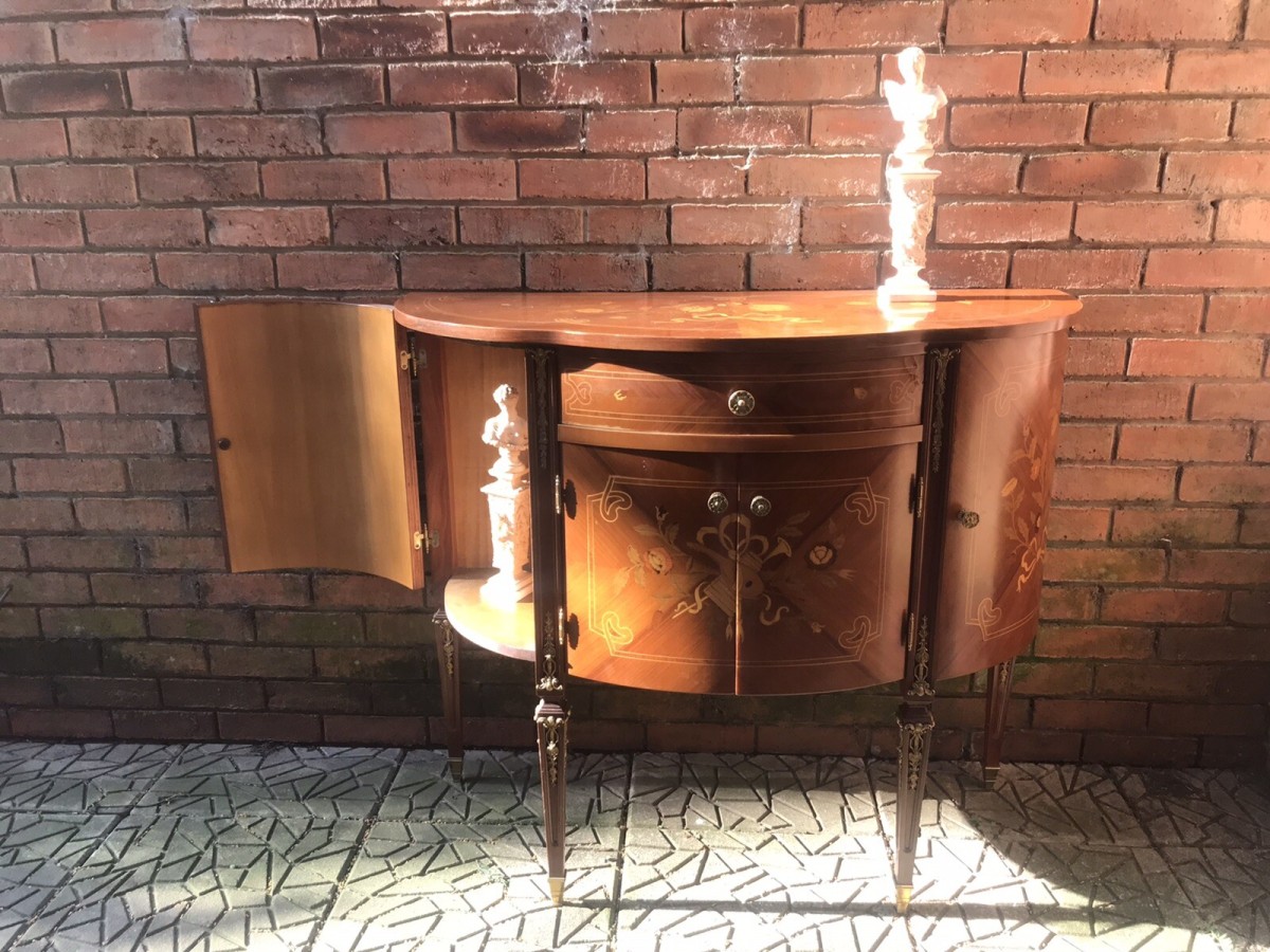 Italianate Marquetry Bow Front Commode With Romantic Floral Bouquet Inlays
