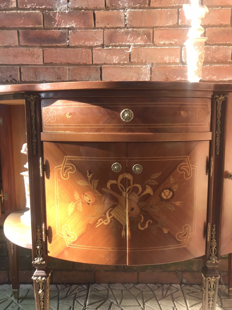 Italianate Marquetry Bow Front Commode With Romantic Floral Bouquet Inlays