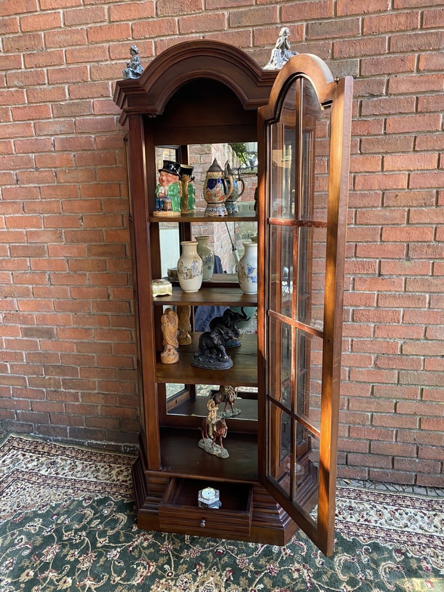 Fine Georgian Style Berger Master Tall Curved Display Cabinet In Solid Elm Wood
