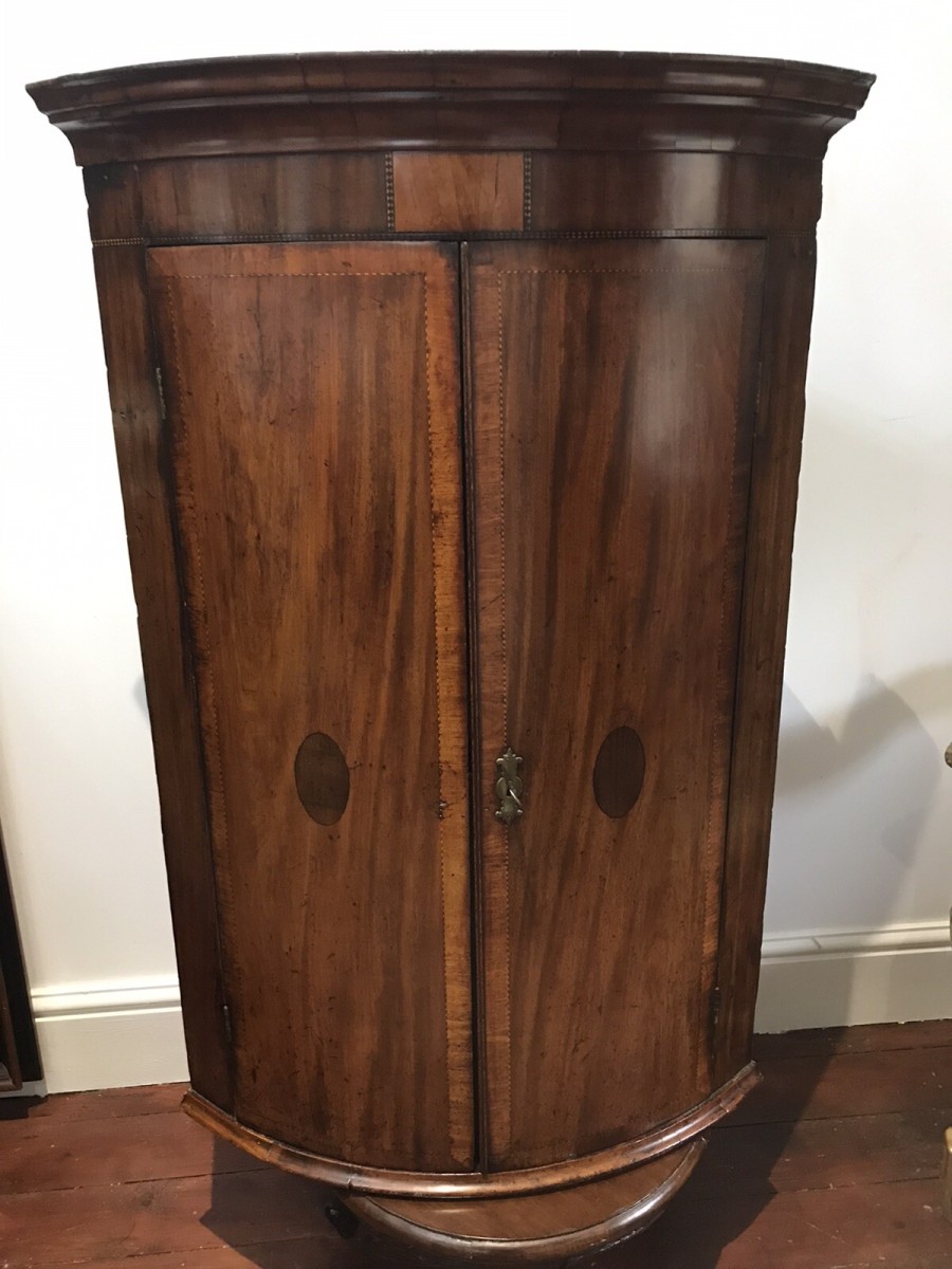 Period Antique 18th Century George Iii Mahogany Corner Cupboard
