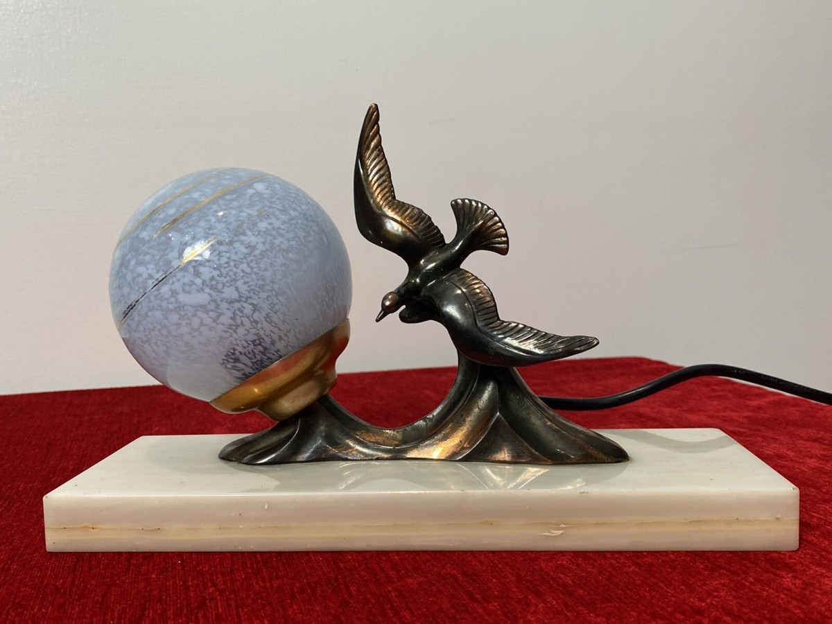 Art Deco Gilded Bronze Swallow Table Lamp With Opaque Marble Glass Lantern