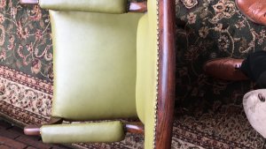 William IIII Period Rosewood & Olive Green Leather Library Chair. Circa - 1840 Composition- Rosewood Frame Period William Fourth Library Chair With High Back, Wide Seat And Sturdy Sweeping Arms. Solid Rosewood Frame & Upholstered In Olive Green Leather With Brass Studded Edge. Standing On Turned Legs. Can Be Fitted With Castors If You Require. Comfortable Seat Lovely Relaxing Armchair For Study/ Library Or Lounge. Condition - Antique Used Minor scratches to frame & Minor Marks On Leather Due To Age And Usage. Provenance Dimensions In Cms Back Height 74cm Seat Height 27cm Width 58cm Arm Rest Height 49cm Depth 62cm