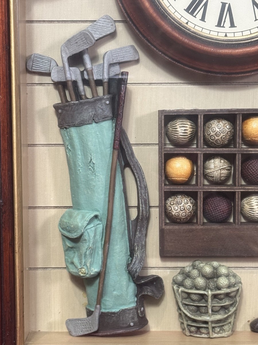 Golfing Enthusiasts Shadow Box/diorama With Timepiece