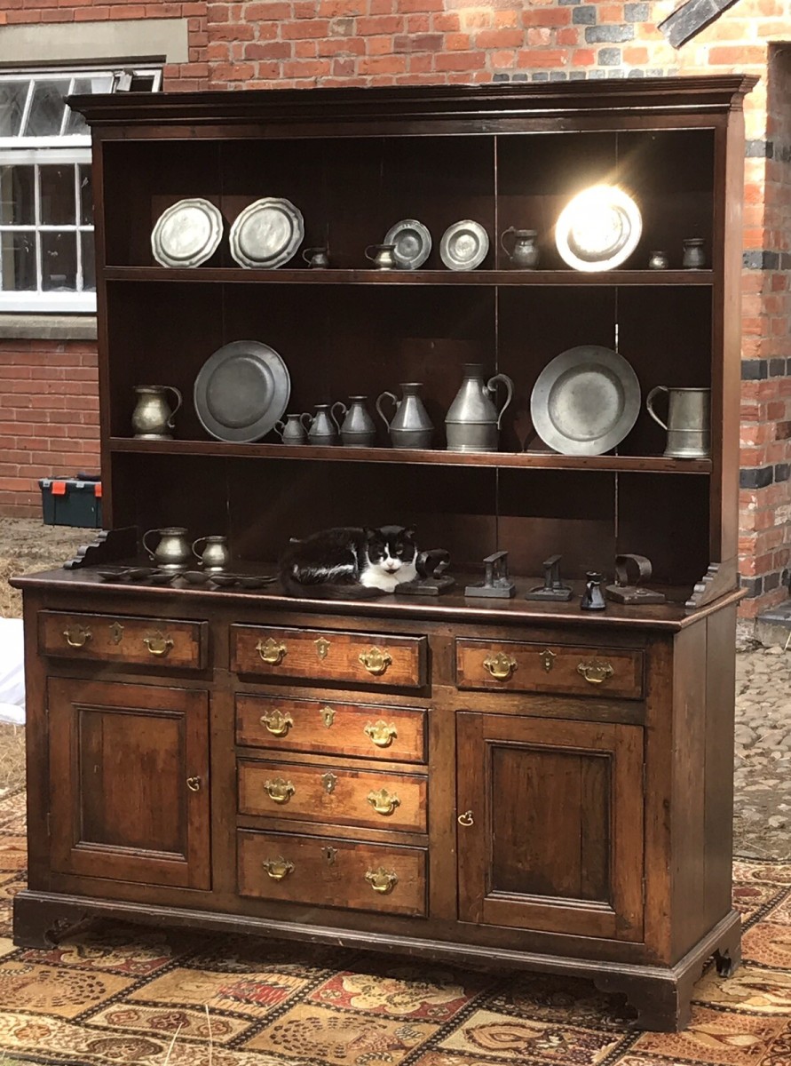 18th Century Period Oak Lancashire Dresser Complete With Pewter Collection