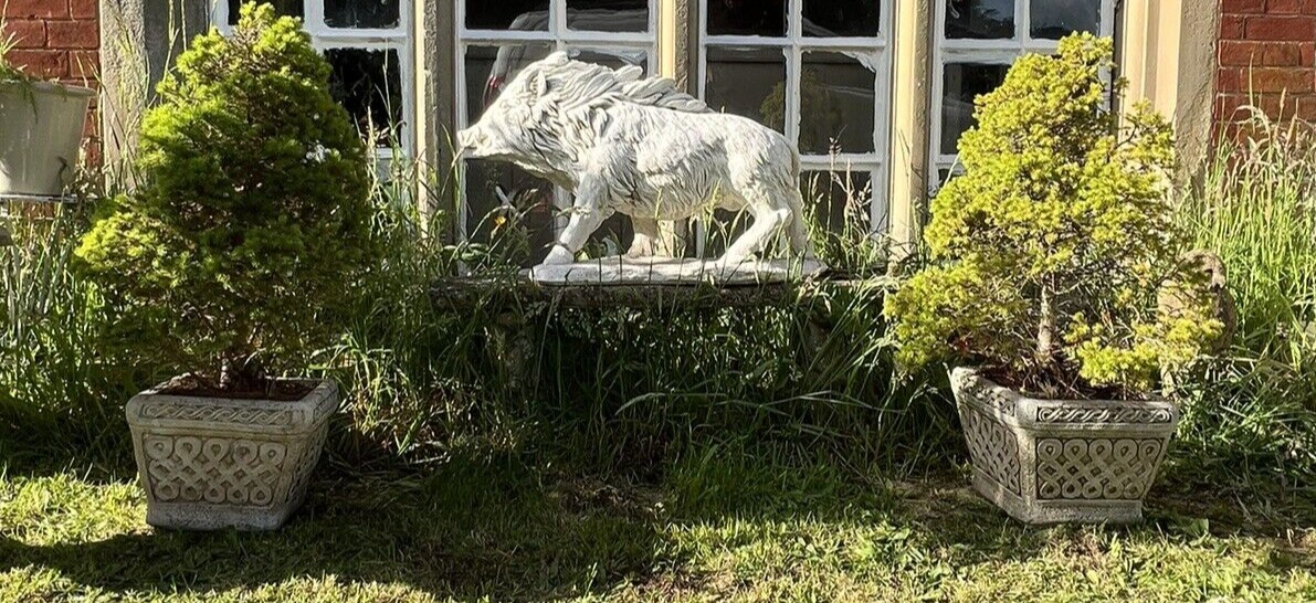Classical Horned Prowling Wild Boar Garden Showpiece