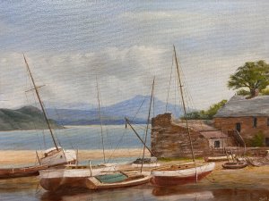 Sailing Boats In The Bay During Low Tide Oil On Canvas By James Horne Circa - Vintage Composition - Oil On Canvas Listing Description Wonderful Oil On Canvas Composition By Known Artist James Horne. This Painting Is Comprised Of Twelve Sailing/ Fishing Boats Tethered Up In Front Of Sandy Headland With Sandstone Barn Buildings. Some Boats Are Set On Stands Whilst Others Lay On The Sea Bed In A Cornish Bay During Low Tide. Wonderful Perspective With Mountainous Background, A Finely Painted Array Of Different Vessels Including Rowing Boat, Larger Fishing Vessels And Masted Sailing Boats. Clear Waters With Intricately Painted Reflections Showing In-depth Knowledge And Fine Quality Of This Artists Work. Stunning Composition, A Collectors Artwork. Set In Gilt Frame And Signed By Artist James Horne. Dimensions In Inches Height 16" Width 28 1/4" Condition - Very Good Small Tear In Canvas Due to Age Please See Images