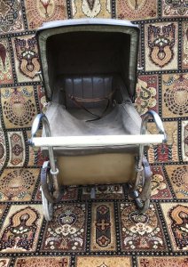 Rare Original Pedigree 1930’s Coach Built Childs Carridge Pram Original Interior Cushions, Hood, Wheels All In Lovely Original Condition Breaks And Suspension All In Good Order Exceptionally Rare To Find This Model Named The Best Pram In The World On The Trade Plate Dimensions In Inches Height From Floor With Hood Open 45” Handle Height 34” Carriage Width 18” Carriage Length 35” Carriage Length Inc Handle 47” Wheel Diameter 15”