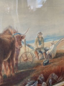 19th Century Scottish School Watercolour Of Highland Oxen With Plough Signed Circa - Victorian Dated 1899 Composition - Watercolour Upon Canvas Listing Description Large Antique Original Victorian Watercolour Painting, Signed And Dated By Very Accomplish Artist (Monogram M BARW). The Artwork Showcases In Central View Five Scottish Oxen In Harnesses With 'Scots Plough' At The Rear. Three Of The Oxen Gaze Eagerly Towards The Sitter As The Farmer And His Accomplice Sit Resting Deep In Conversation. High Quality Artwork With The Animals Painted In Fine Detail. Paintwork In Rich Earth Tones Of Auburn, Rust, And Yellow. The Artist Capturing The Hot Sun In Detailed Light And Shadow. Wonderful Perspective With Water View In The Distance. Set In Original Gilt Frame And Glazed For Preservation. Dimension In Cms Height Width Depth