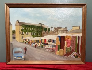 British Contemporary Art ' Market Day Kirby Lonsdale' Oil Painting Title - Market Day, Kirby Lonsdale Artist - Lawrence Crane Listing Description Vibrant Contemporary Artwork Of Kirby Lonsdales Market Charter Started In 1227. Originally Located At The Corner Of The Main Street And Market Street Before Being Located To The Towns Elegant Georgian Square, Overlooked At One End by The Royal Hotel, Made Famous By A Visit By Queen Adelaide in 1840, And The Other End By The Old Bank. Monument At The centre Of The Square Was Built In 1903 And Originally Had A Gothic Pinnacle Top Which Was Removed In The 1940s With Fear Of Structural Integrity. Wonderful Artwork With Architectural Merit Showcases Street View Of Bustling Market With Stall Holders Selling Lavishly Colour Blocked Goods, Including Clothing And Carpets. Top View Of Famous Historical Monument And Ivy Covered 'The Royal Hotel'. Signed By Artist And Set In Oak Frame. Dimensions In Cm Height 50.5cm x Width 66cm