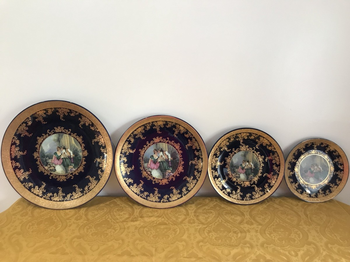 Primary image for Fine Porcelain Romantic Serves Style Set Of 4 Wall Plates