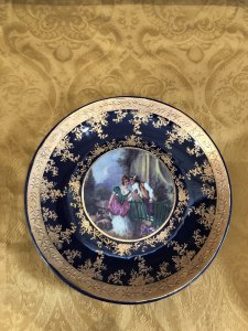 A Four Piece Collection Of Plates Depicting A 18th Century Romantic Scene Gold Decoration On A Rich Deep Royal Blue Background Embossed With Gold Floral Motifs In Iconic French Sèvres Style Stunning From The Lord Hill Museum Dimensions In Inches X Large 16” Diameter Large 14” Diameter Medium 12” Diameter Small 10” Diameter Please Note All Furniture Is Cash On Collection Or Cash On Courier Delivery Buyers Must Check Over Items On Delivery Or Collection And Once Satisfied Sign Receipt Of Satisfaction No PayPal Payments As I’ve Had To Many Disputes With Scammers Claiming Money Back Falsely Months Later