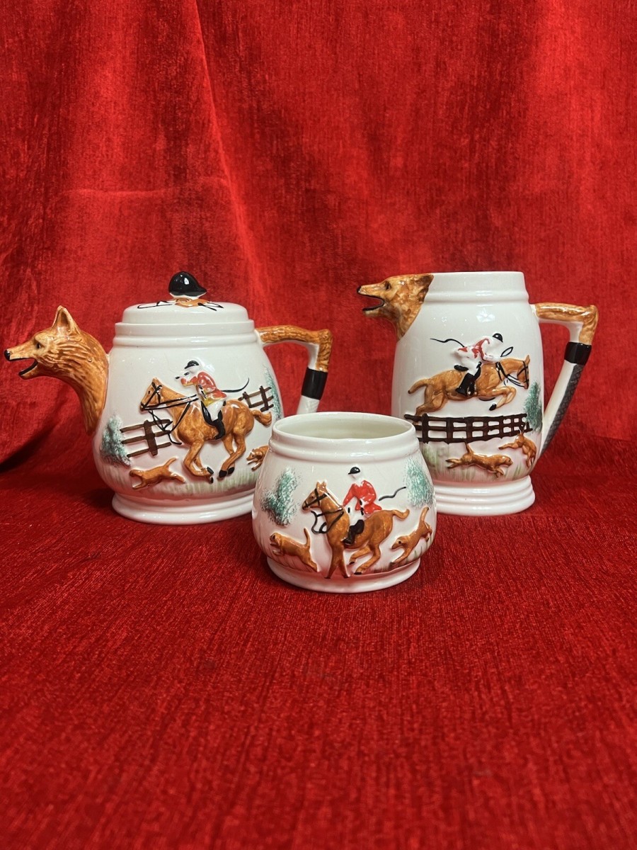 Gentlemans Hunt Scene Coffee Set