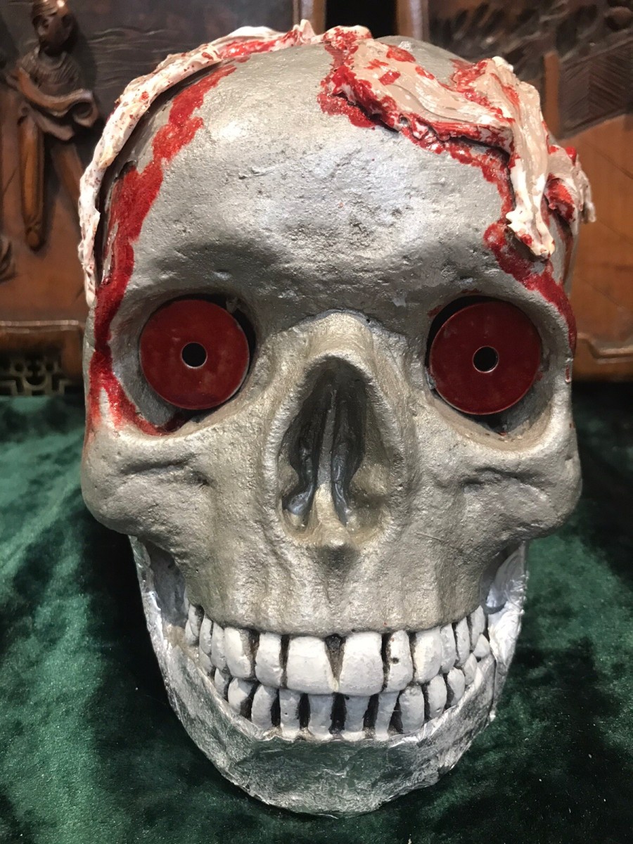 Exciting Macabre Skull Sculpture Used In Theatre Production Hamlet Shakespeare