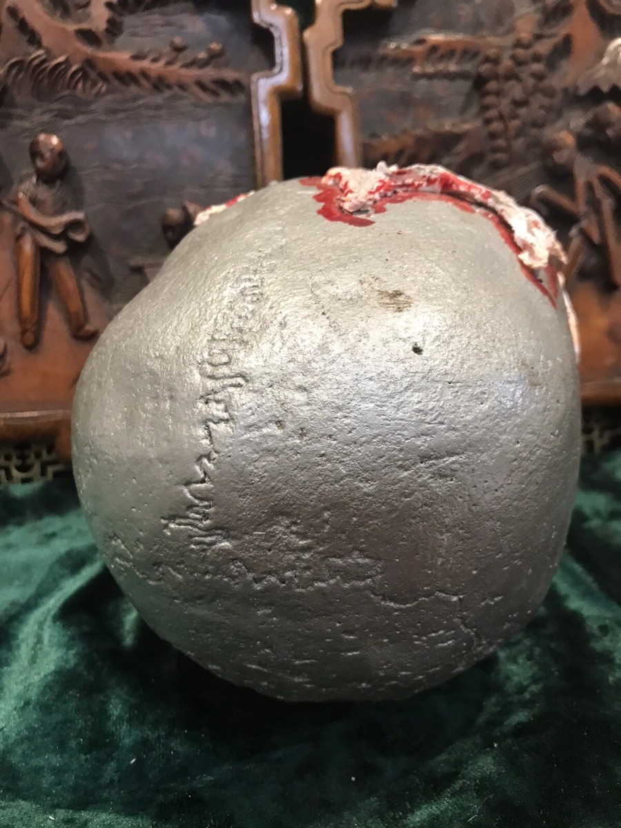 Exciting Macabre Skull Sculpture Used In Theatre Production Hamlet Shakespeare