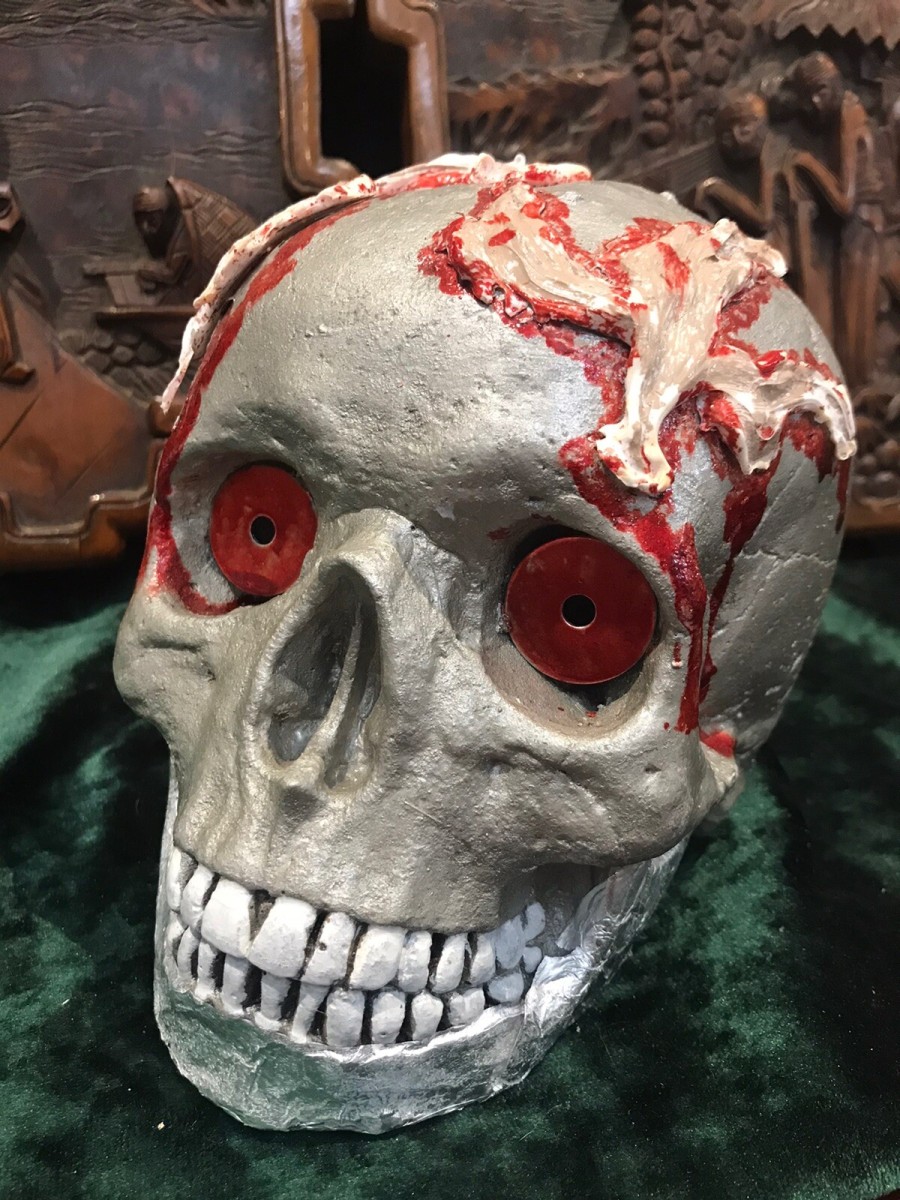 Exciting Macabre Skull Sculpture Used In Theatre Production Hamlet Shakespeare